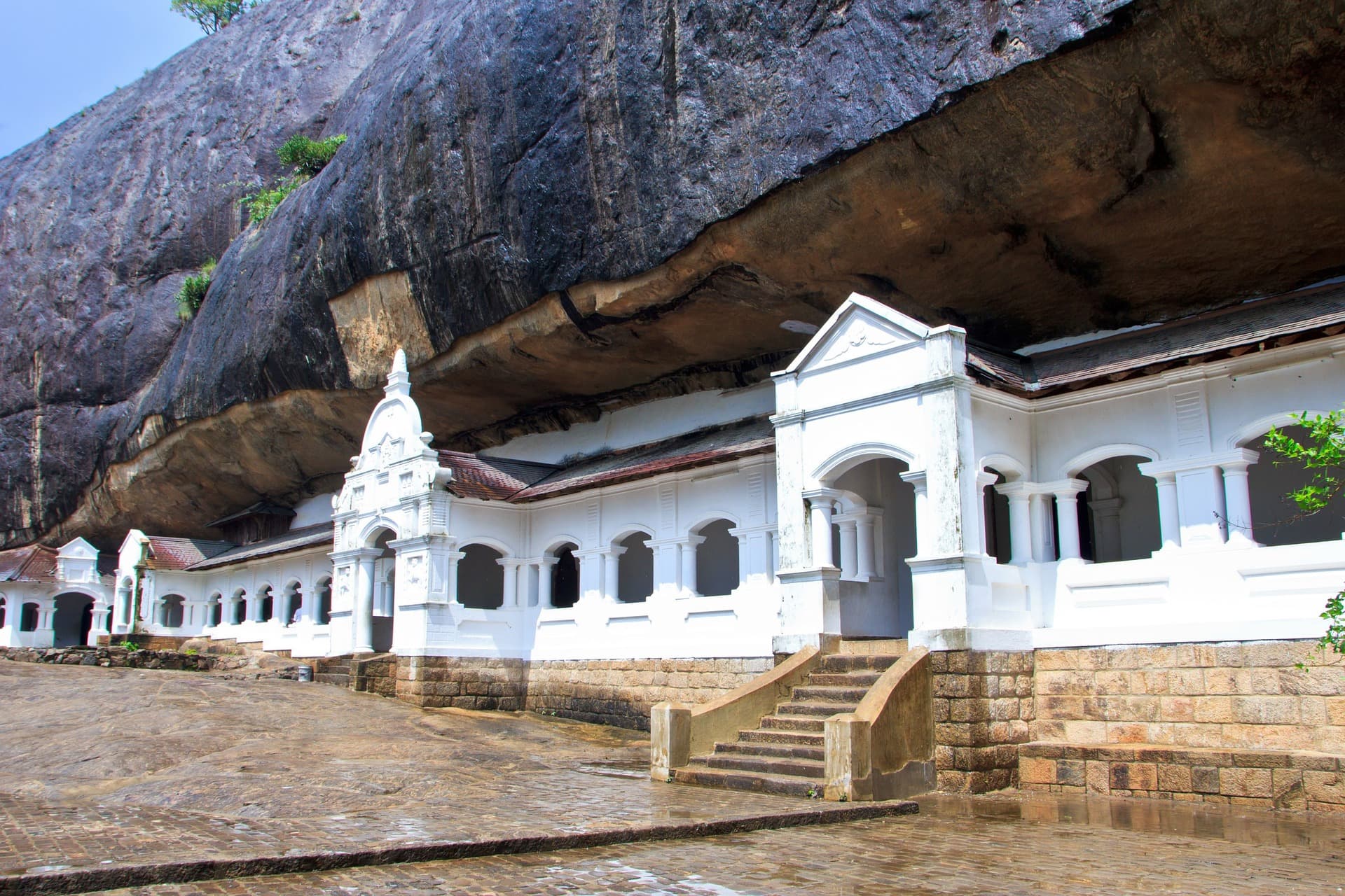Dambulla, Cultural Triangle — private tour destination with Kiara Tours